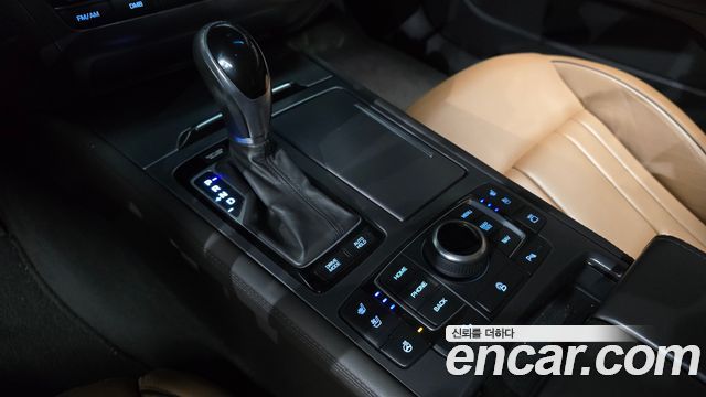 Hyundai Genesis 2015 — photo 9