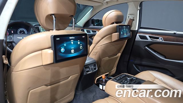 Hyundai Genesis 2015 — photo 11