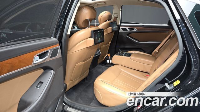 Hyundai Genesis 2015 — photo 12