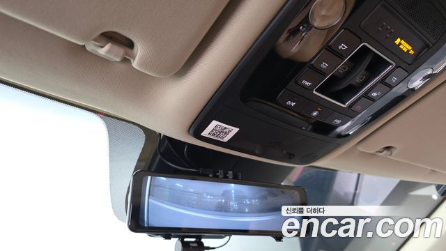 Kia Canival 2021 — photo 19