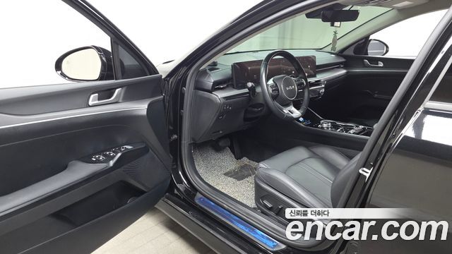 Kia K5 2024 — photo 13