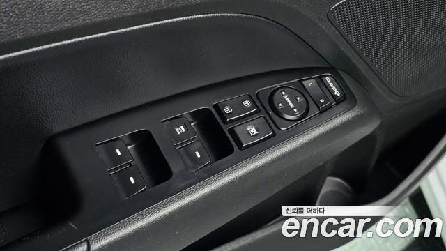 Hyundai AVANTE 2020 — photo 26