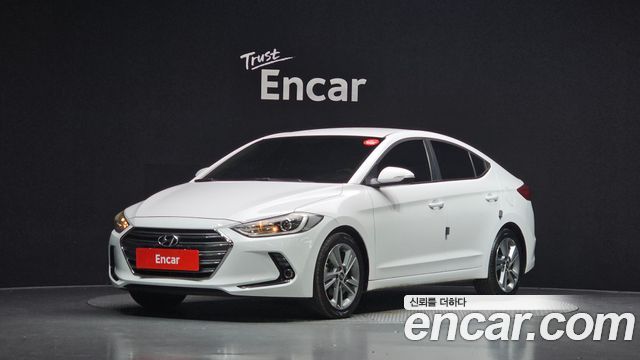 Hyundai AVANTE 2017 — photo 1