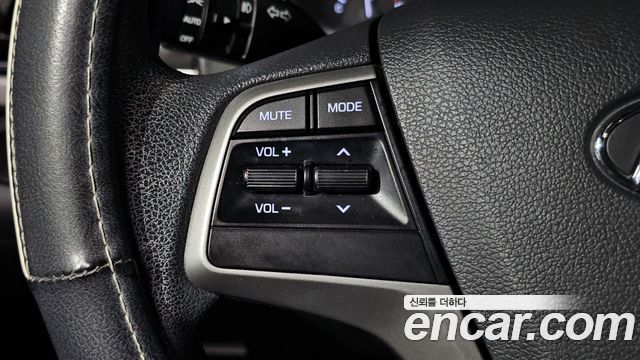 Hyundai AVANTE 2017 — photo 28
