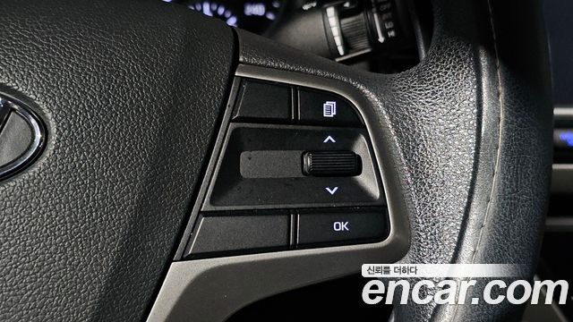 Hyundai AVANTE 2017 — photo 29