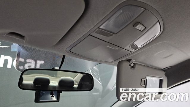 Hyundai AVANTE 2017 — photo 30