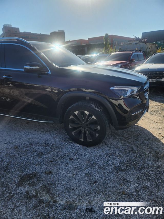 Mercedes-Benz GLE-Class 2021 — photo 7