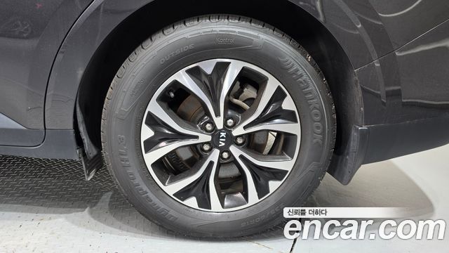 Kia Canival 2021 — photo 5