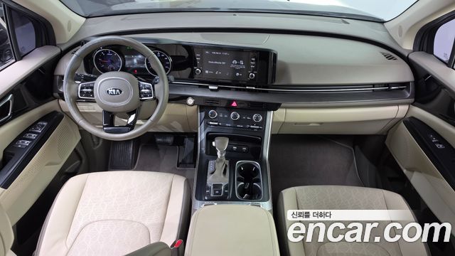 Kia Canival 2021 — photo 10