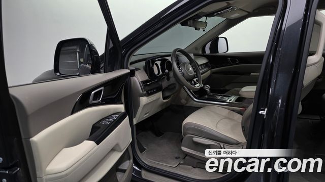 Kia Canival 2021 — photo 13