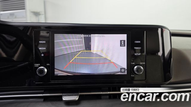 Kia Canival 2021 — photo 21