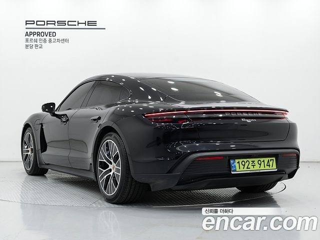 Porsche Taycan 2025 — photo 2