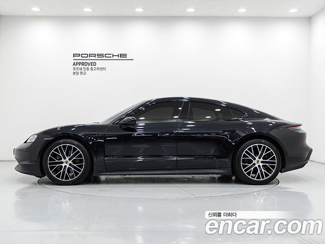 Porsche Taycan 2025 — photo 6