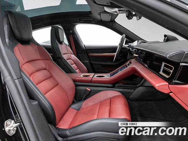 Porsche Taycan 2025 — photo 14