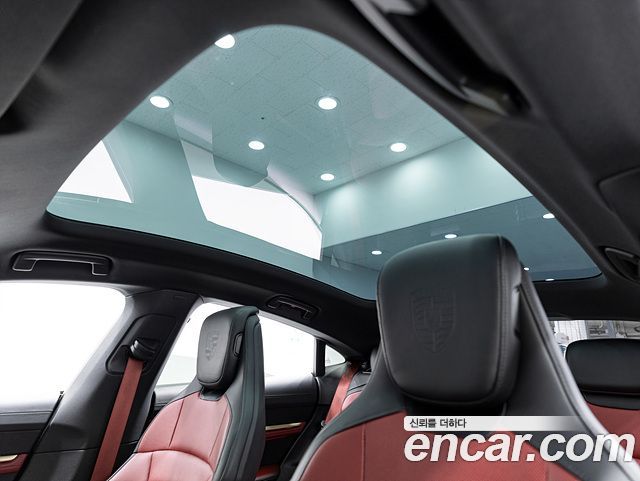 Porsche Taycan 2025 — photo 15