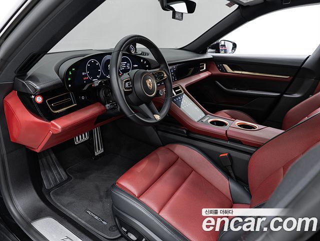 Porsche Taycan 2025 — photo 20