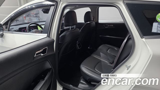 Kia Sportage 2022 — photo 17