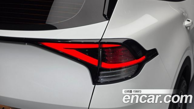 Kia Sportage 2022 — photo 9