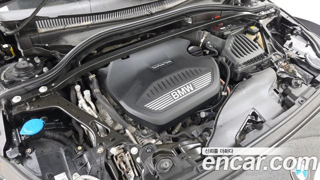 BMW 1-Series 2021 — photo 6