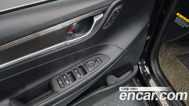 Hyundai Grandeur 2017 — photo 21