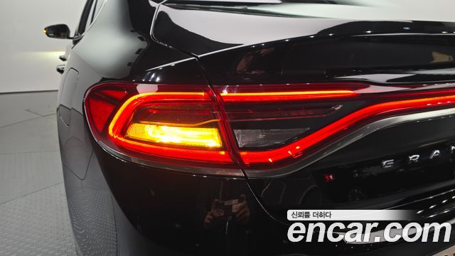 Hyundai Grandeur 2017 — photo 9