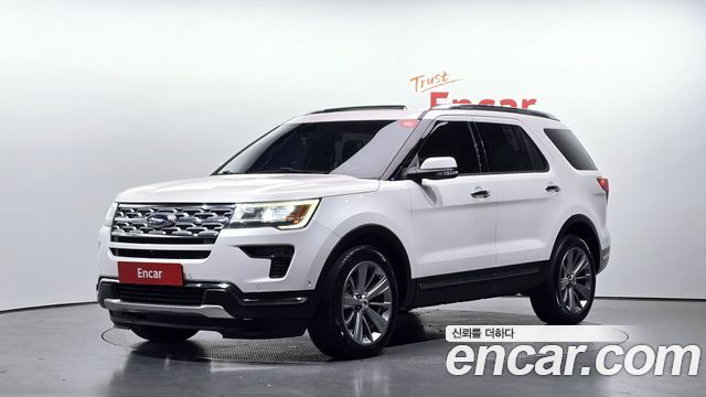 Ford Explorer 2018 — photo 1