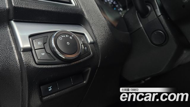 Ford Explorer 2018 — photo 14