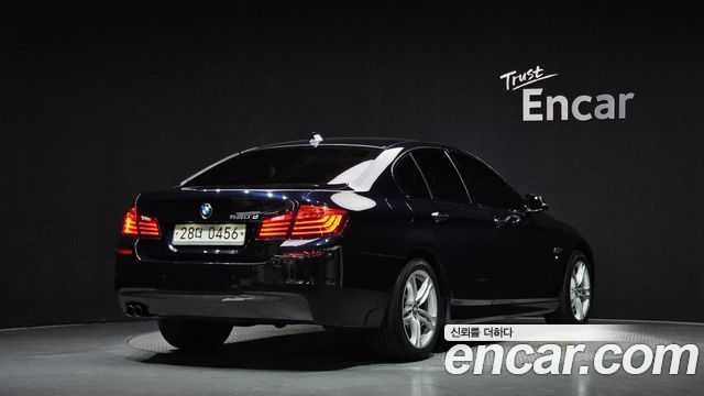BMW 5-Series 2016 — photo 2
