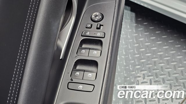 Hyundai AVANTE 2021 — photo 24