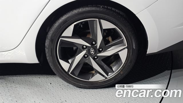 Hyundai AVANTE 2021 — photo 7
