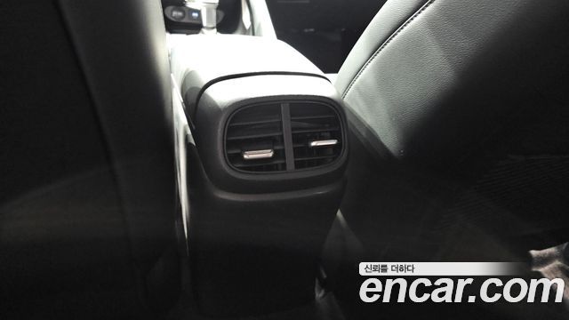 Hyundai AVANTE 2021 — photo 29
