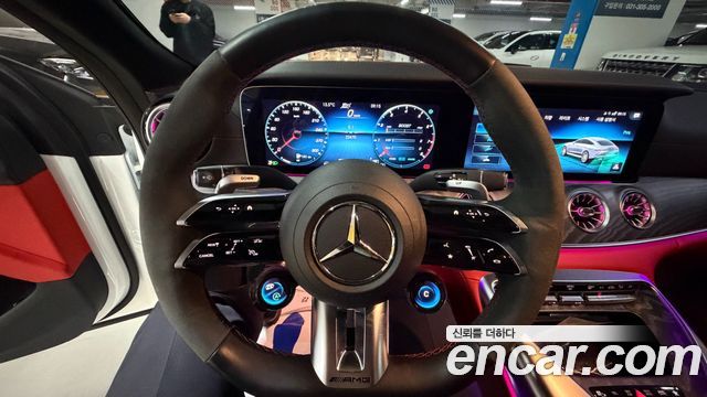 Mercedes-Benz AMG GT 2023 — photo 11