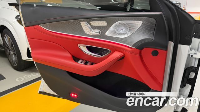 Mercedes-Benz AMG GT 2023 — photo 15
