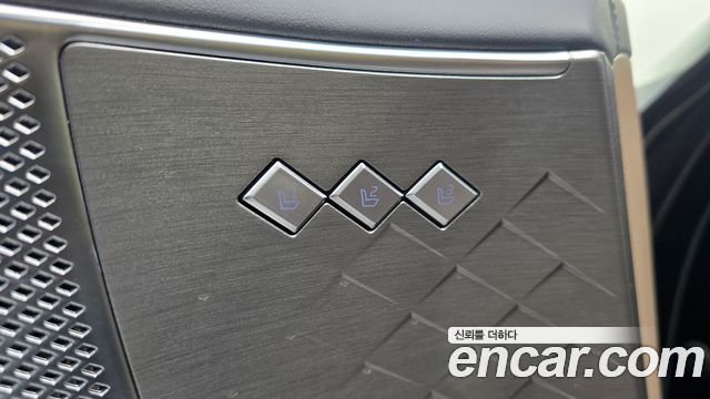 Kia K8 2023 — photo 25