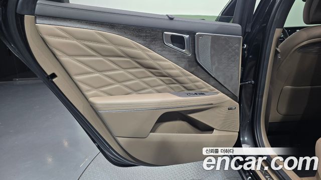 Kia K8 2023 — photo 15