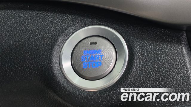 Hyundai AVANTE 2018 — photo 26