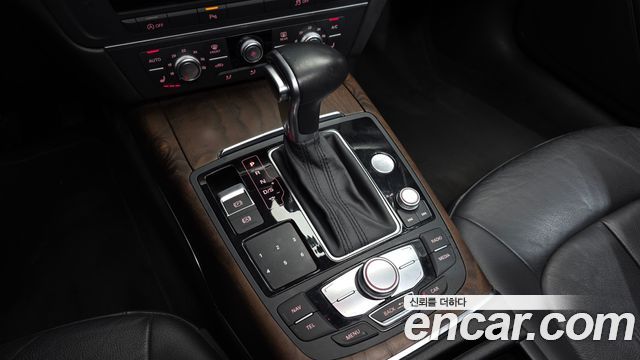 Audi A6 2015 — photo 12
