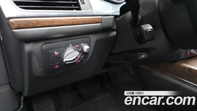 Audi A6 2015 — photo 22