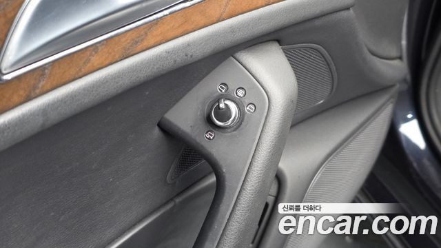Audi A6 2015 — photo 32