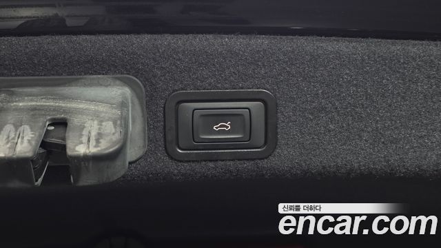 Audi A6 2015 — photo 38