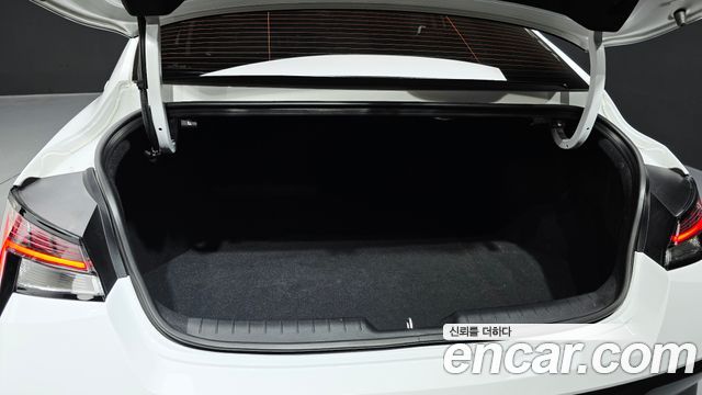 Hyundai AVANTE 2024 — photo 23