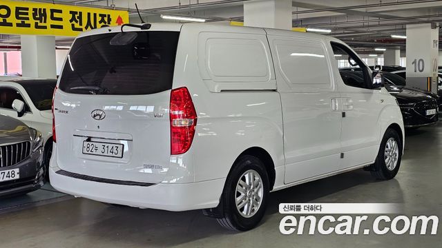 Hyundai Starex 2019 — photo 2