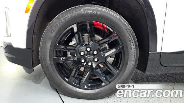 Chevrolet Korea Traverse 2023 — photo 5