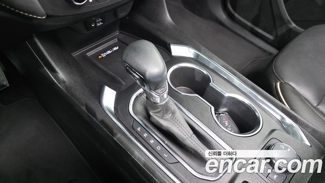 Chevrolet Korea Traverse 2023 — photo 12