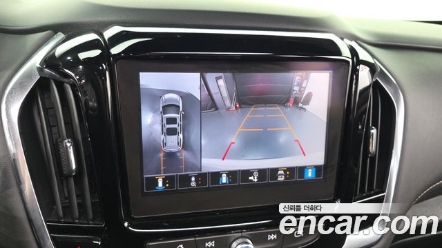 Chevrolet Korea Traverse 2023 — photo 21
