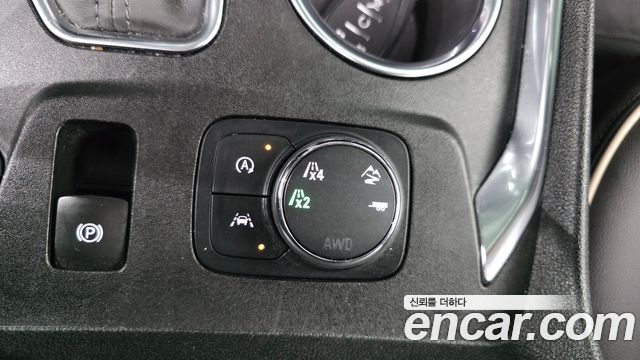 Chevrolet Korea Traverse 2023 — photo 25