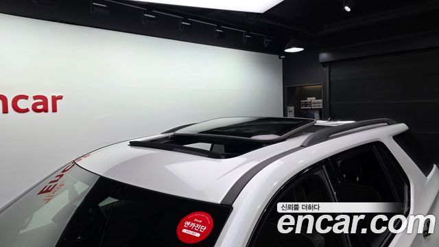 Chevrolet Korea Traverse 2023 — photo 29