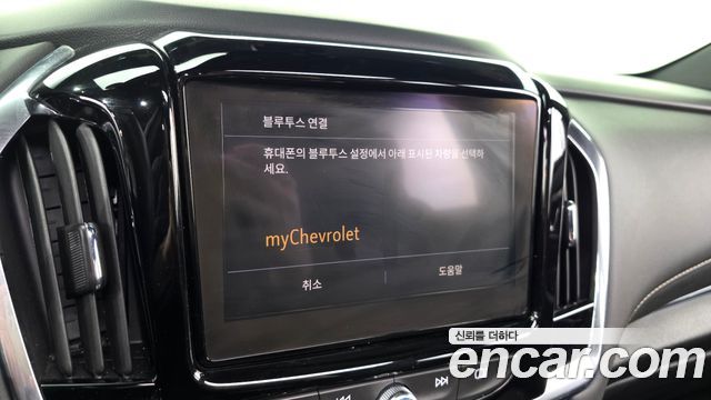 Chevrolet Korea Traverse 2023 — photo 33