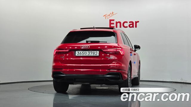 Audi Q3 2022 — photo 4