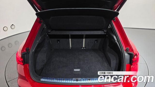 Audi Q3 2022 — photo 24